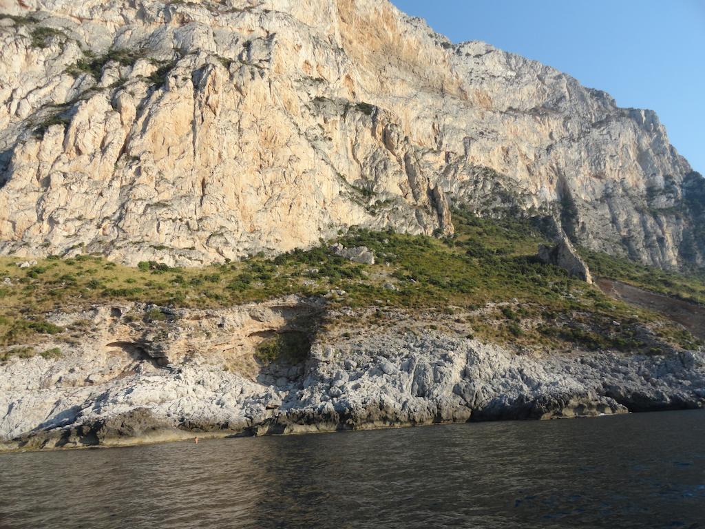 Casa Vacanze Laura Isola delle Femmine Eksteriør billede